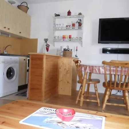 Sud-ouest Avec Balcon Et Parking A - Fr-1-804-9 Apartment Barcelonnette